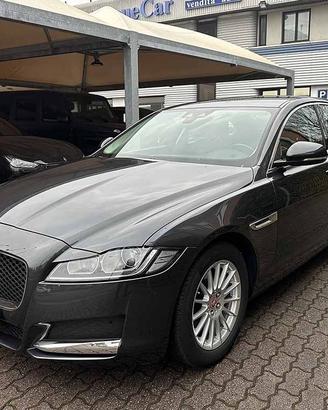JAGUAR XF 2.0 d Pure BERLINA AUTOMATICA TELECAME
