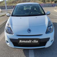 Renault clio 1.5 diesel con 157.000 dimostrabili