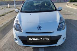 Renault clio 1.5 diesel con 157.000 dimostrabili