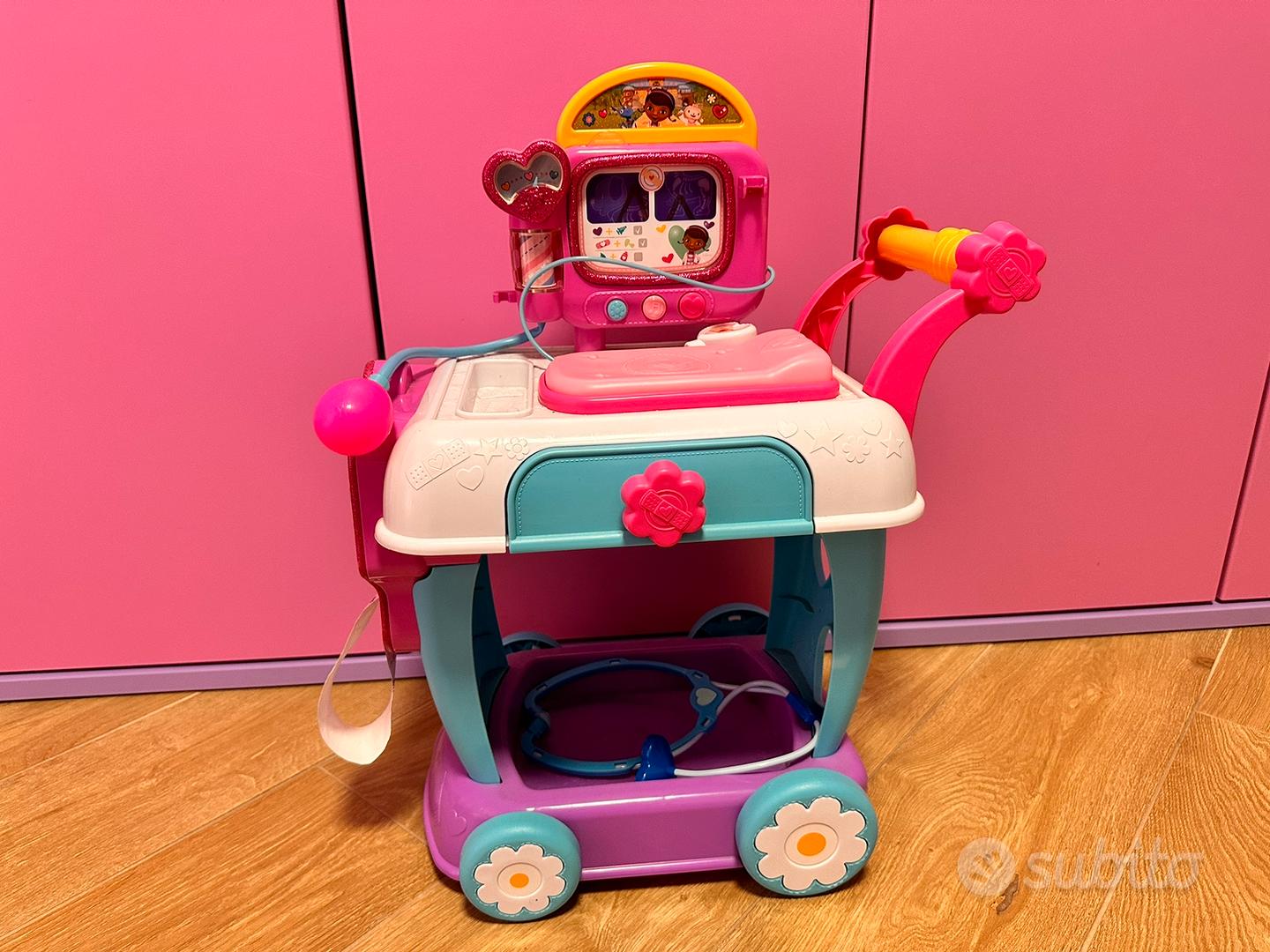CARRELLO DELLE CURE DOTTORESSA PELUCHE Tutto per i bambini In