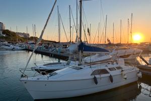 Barchetta 27 Mac Gregor italiana Carrellabile