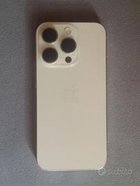 iPhone 15 Pro 256GB Bianco Titanio - Perfetto 