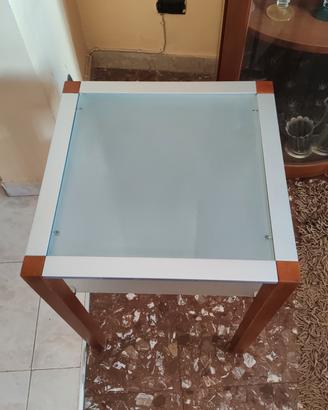 tavolinetto quadrato 