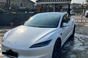 TESLA MODEL 3 LONG RANGE AWD DUAL MOTOR