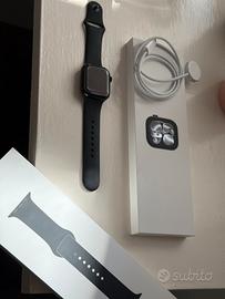 Apple Watch Series 11 GPS + Cellular 42mm JetBlack