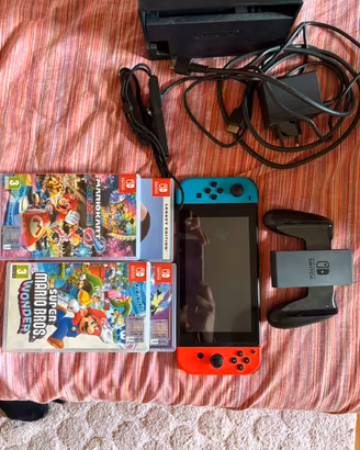 Nintendo switch + 4 giochi