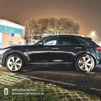 Suv sportivo 4x4 automatico 6 cilindri 