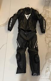 TUTA MOTO DIVISIBILE tg 50 IN PELLE PERFORATA UOMO