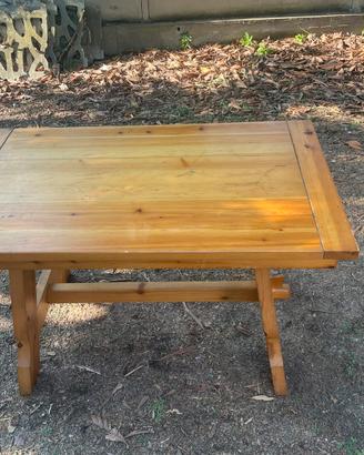 Tavolo in legno