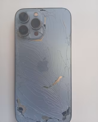 Iphone 13pro max 256gb non funziona