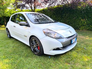 Renault Clio 2.0 16V 203CV RS CUP