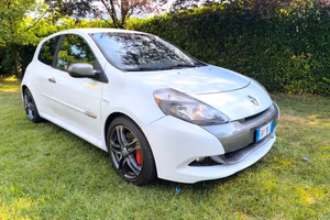 Renault Clio 2.0 16V 203CV RS CUP