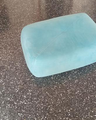 Pouf grande in alcantara colore blue-acqua