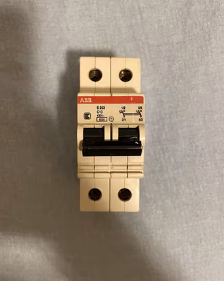 ABB S252 C10 - Interruttore automatico magnetoterm