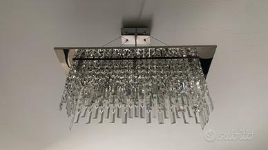 Lampadario con pendenti in vetro