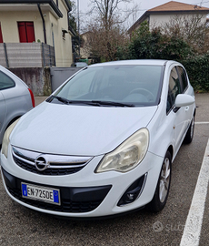 Opel Corsa 1.2 Benzina/GPL