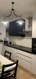 Cucina bianca e nera