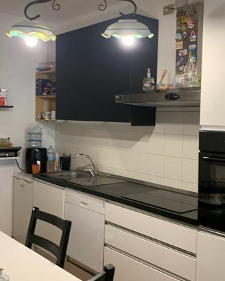 Cucina bianca e nera