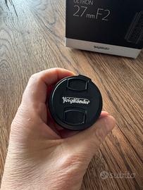 Obiettivo Voigtländer ultron 27 mm f2