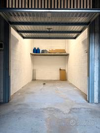 Ampio Box 15mq (H 3,5m) con Soppalco e Contatore