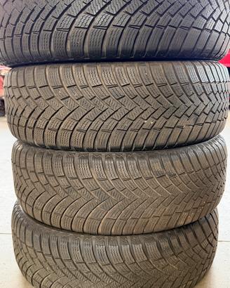 Gomme invernali 225/60r18