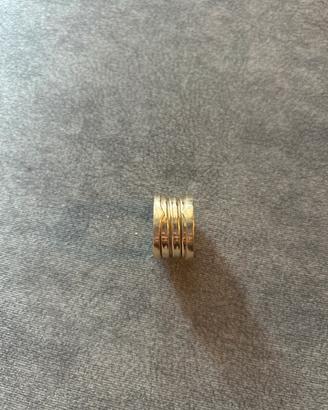 Anello modello Bulgari oro giallo 14 carati misura