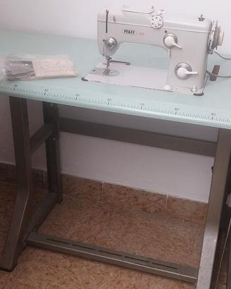 Macchina da cucire Pfaff automatic 260-261