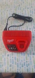 Carica batterie milwauke