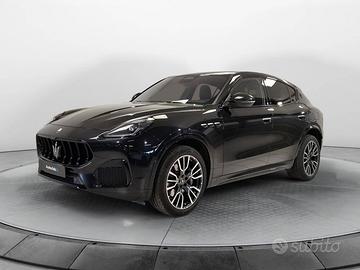 Maserati Grecale mhev Modena 330cv