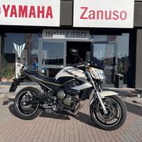 Yamaha XJ6