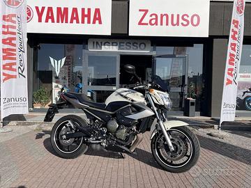 Yamaha XJ6