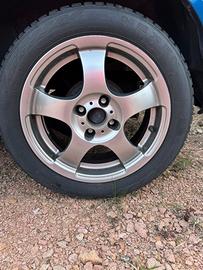 Set cerchi 15 pollici gommati nuovi
