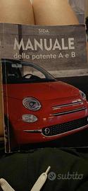 Libro scuola guida patente A e B