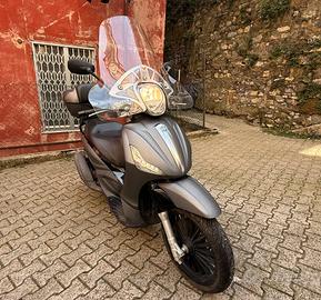 Piaggio Beverly 300