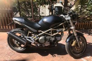 Ducati Monster 900