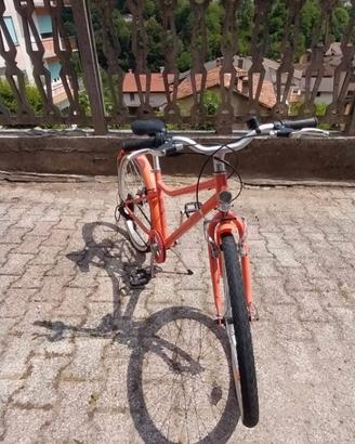 Bicicletta BTWIM 24 pollici colore corallo