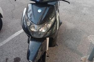 Beverly 250 iniezione