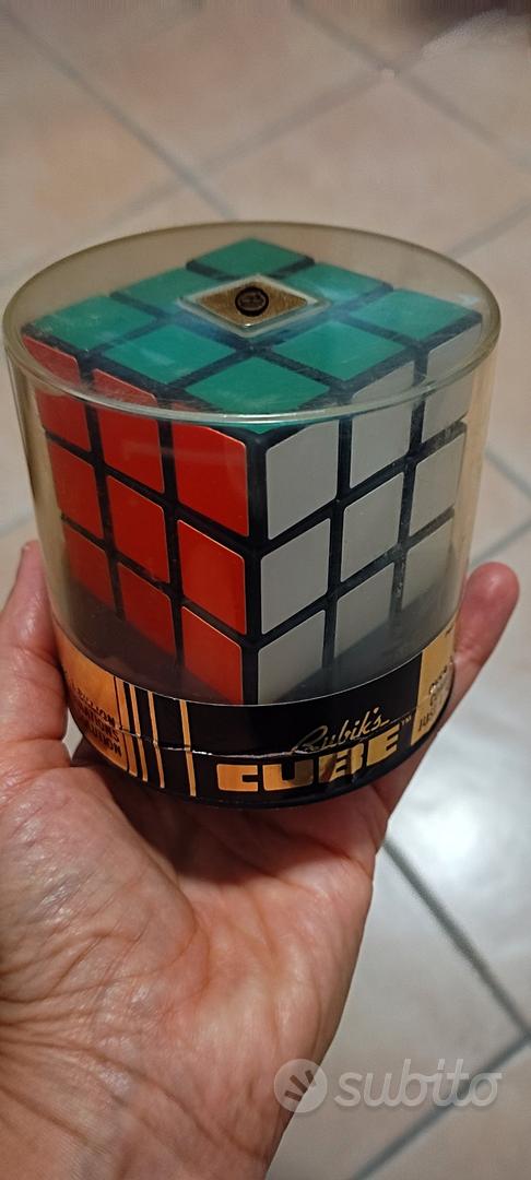 Cubo di Rubik magnetico 4x4x4 ( Rubik's Revenge) - Collezionismo In vendita  a Pescara