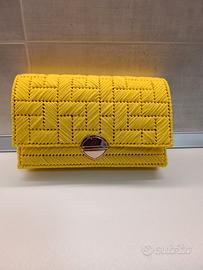 Borsa con rete canvas fatta a mano