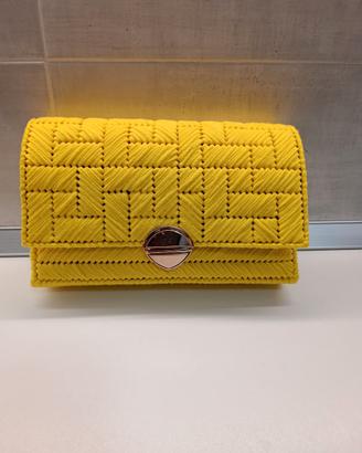 Borsa con rete canvas fatta a mano