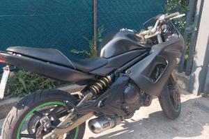 kawasaki er6f depotenziata a libretto