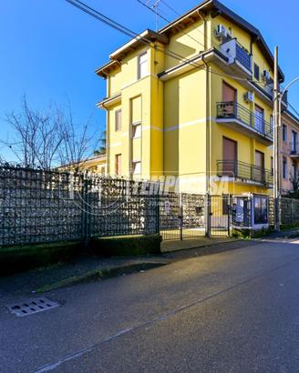 INTERESSANTE 2 LOCALI COMPLETAMENTE RISTRUTTURATO