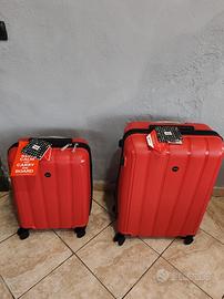 Set 2 Trolley Rigidi Rossi - Nuovi con Etichetta