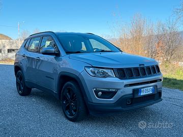 Jeep Compass 4x4 night Egle 