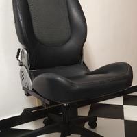 Poltrona con ruote realizzata da sedile Smart