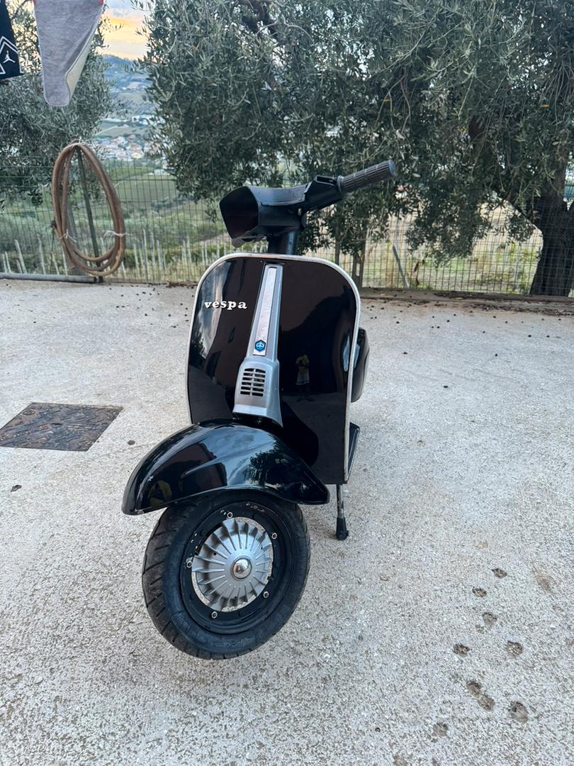 Vespa Scooter 50 Vespa 50 Special Nera Lucida Marca Piaggio Vespa