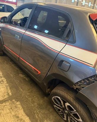 RICAMBI TWINGO DEL 2019 CC 1.0 T.BENZ SIGLA H4D