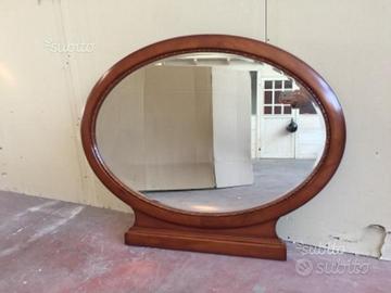 Specchiera in legno massello ovale