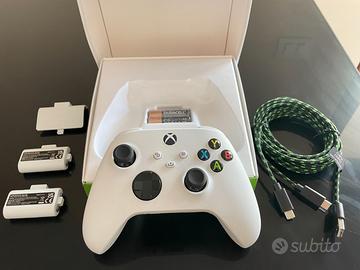 Controller xbox bianco nuovo + 2 batterie