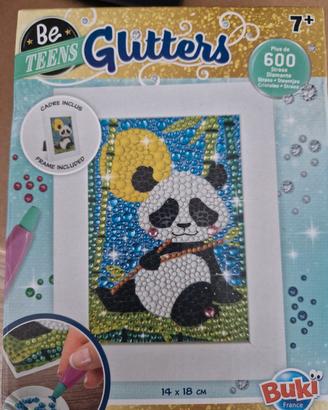 Buki strass panda